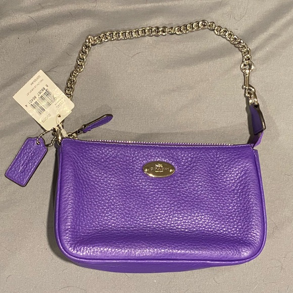 COPY - NWT COACH Leather Wristlet in Purple Iris - Picture 2 of 5